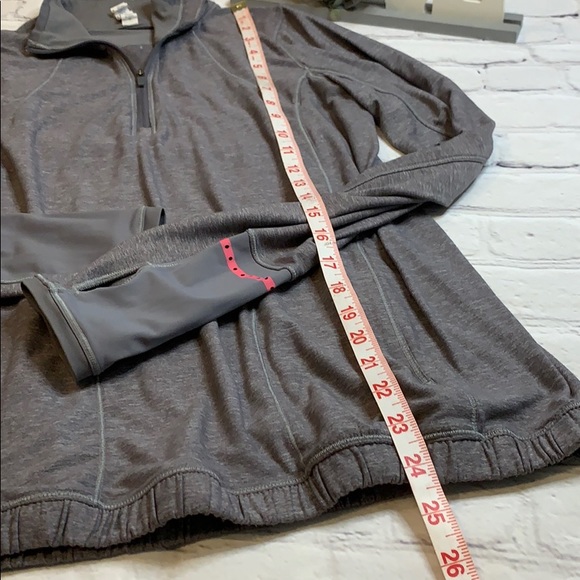 *SOLD* Lululemon 1/4 zip Grey Pace Pusher Pullover - Picture 9 of 12